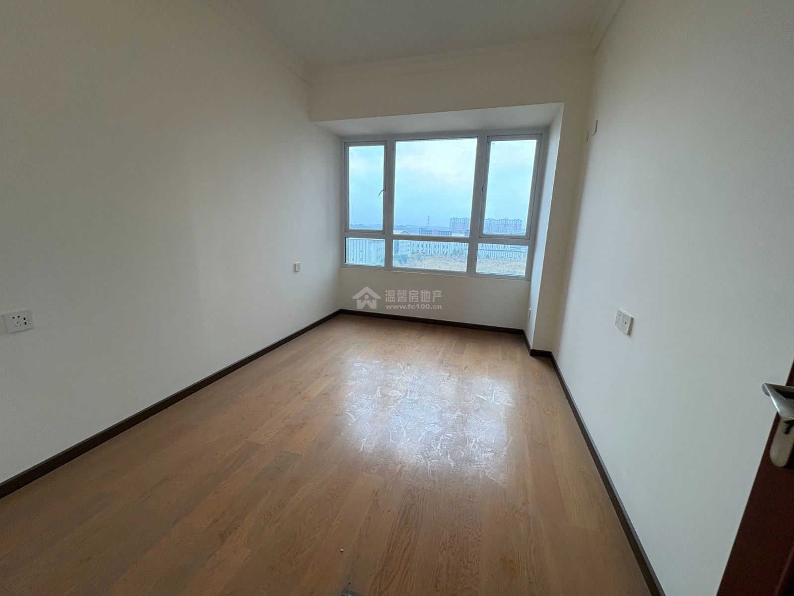 M-41330二手房图片