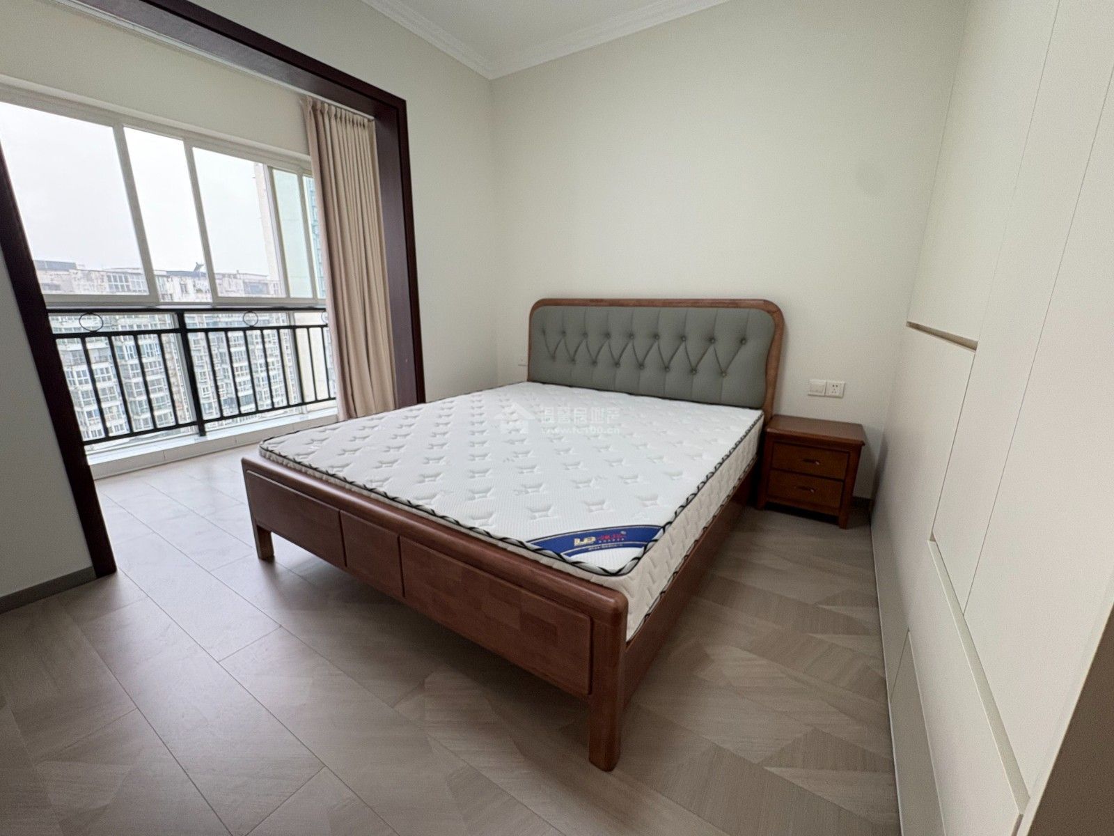 M-41373二手房图片