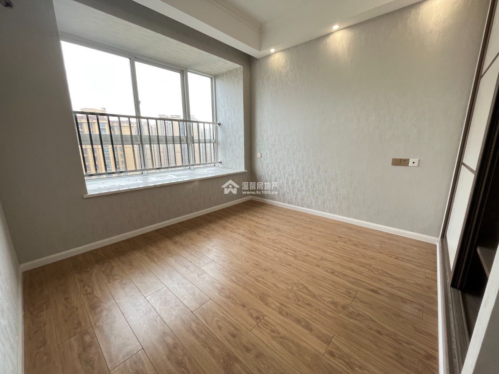 Z-18273二手房图片