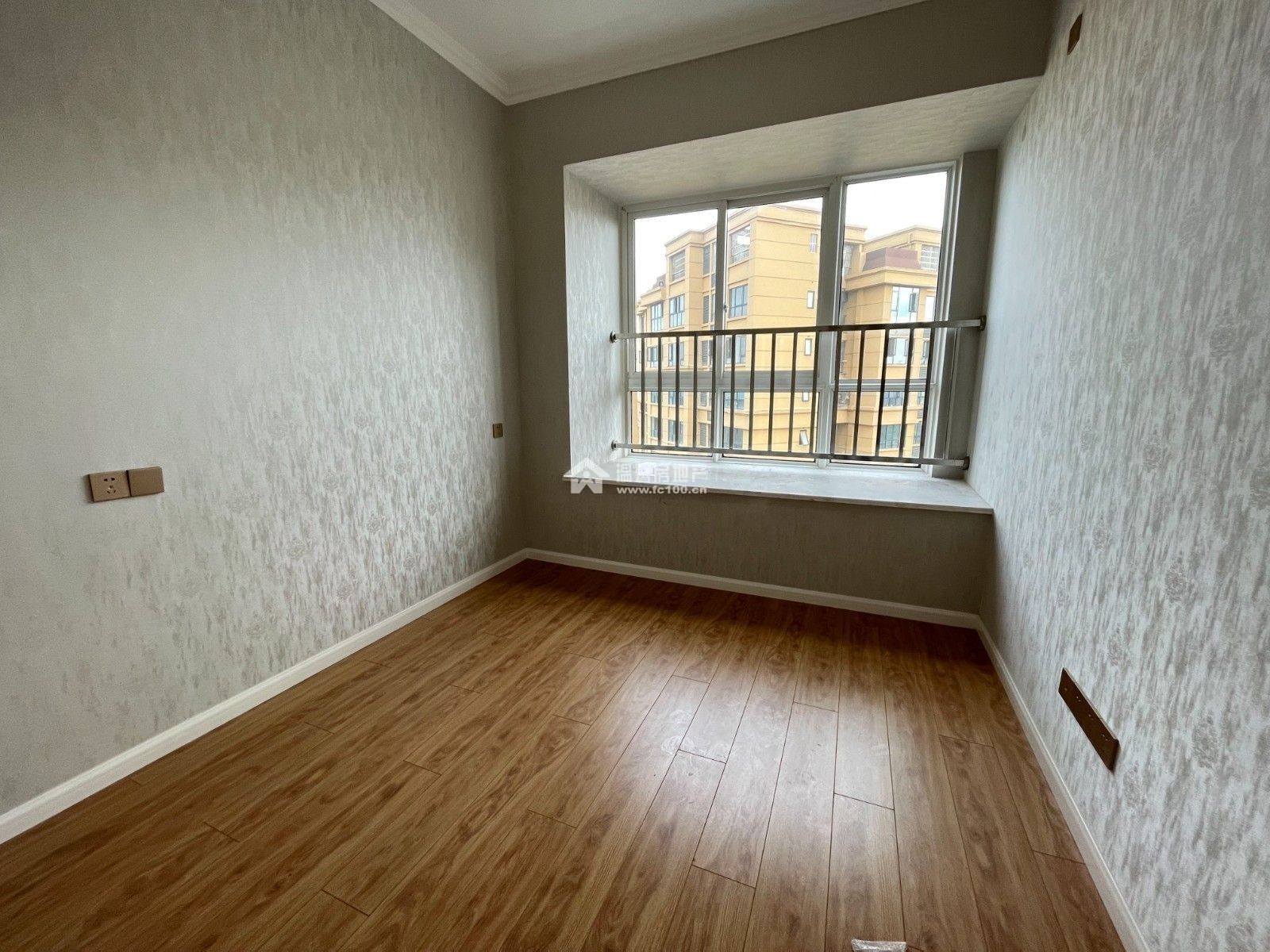 Z-18273二手房图片