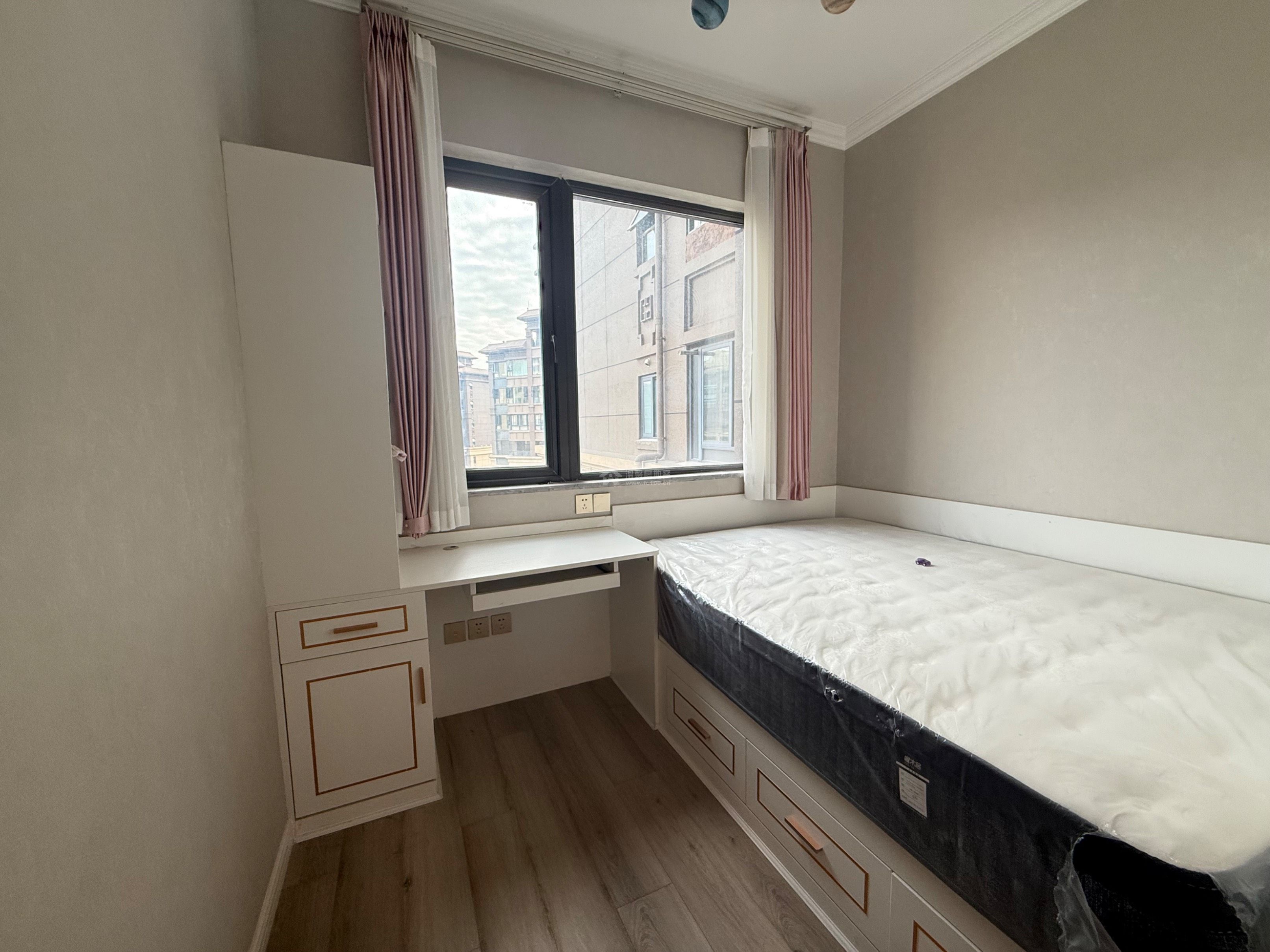 Z-40747二手房图片