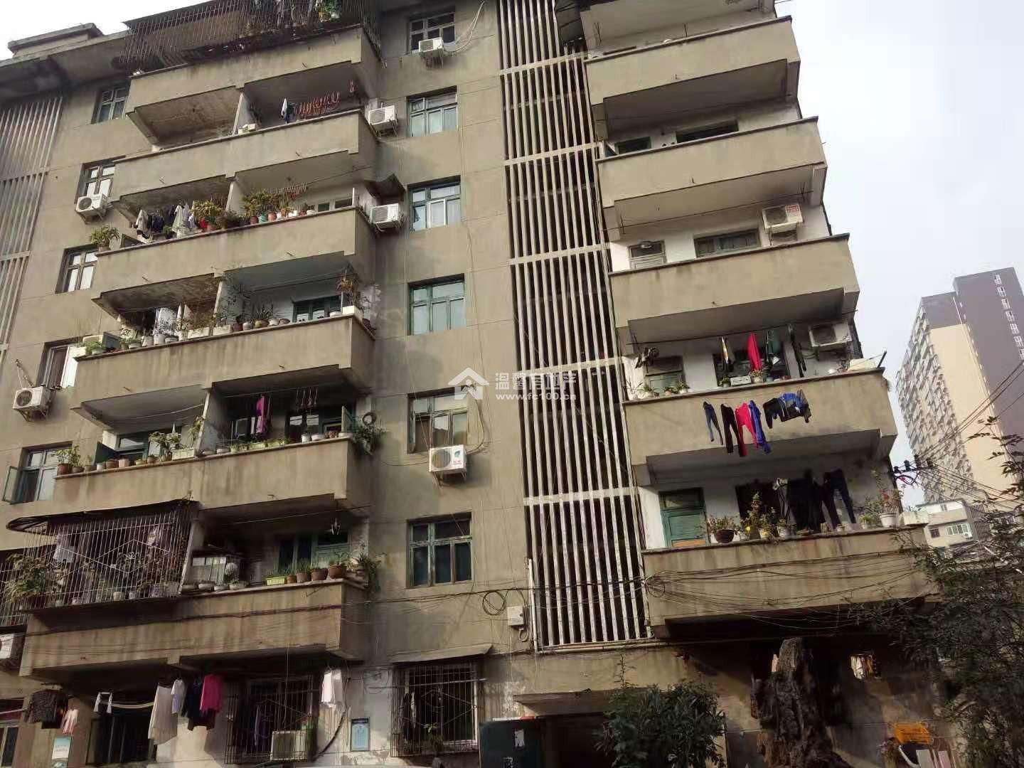 白塔路蜂窝煤厂宿舍图片