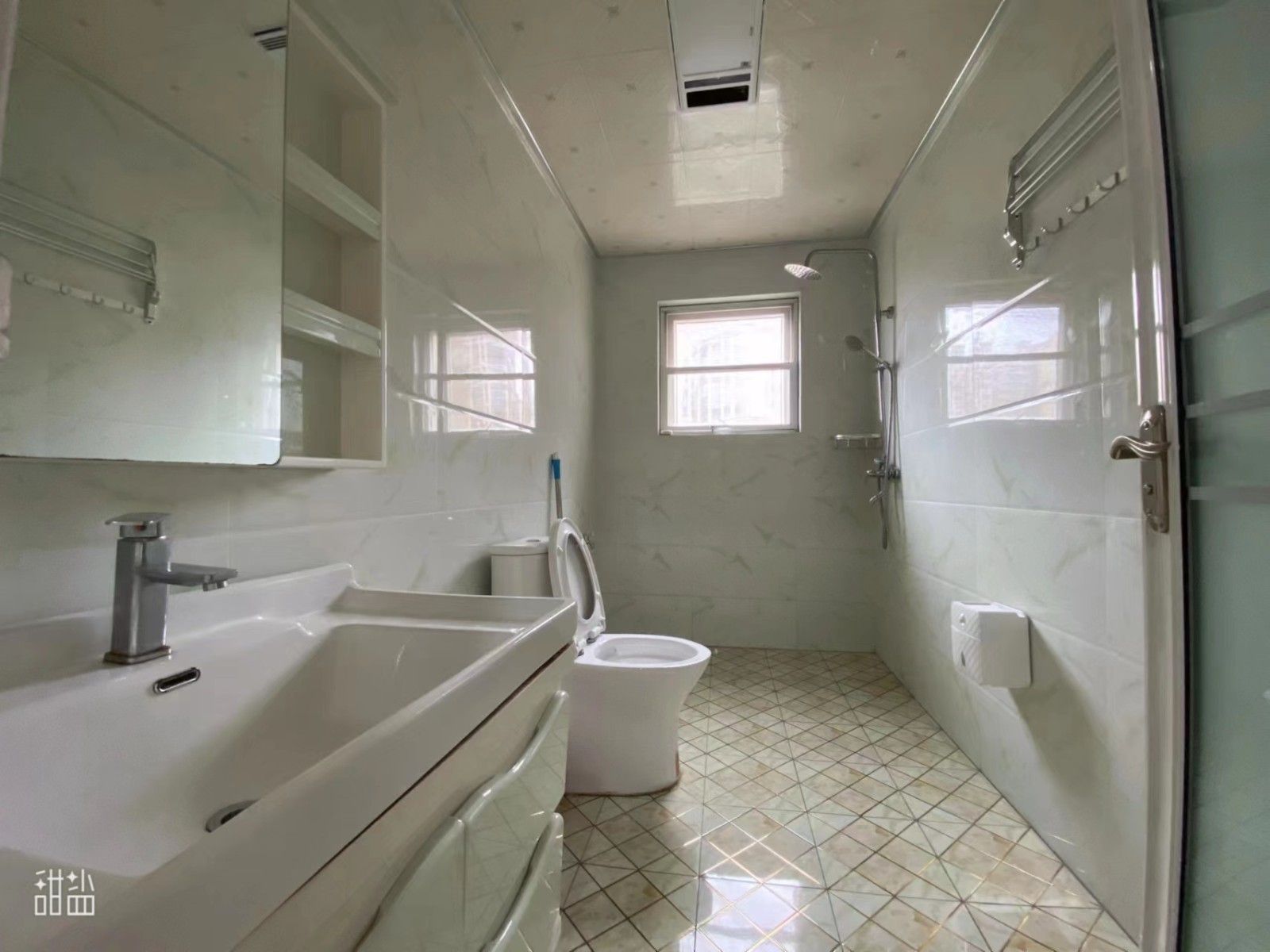 Z-18268二手房图片