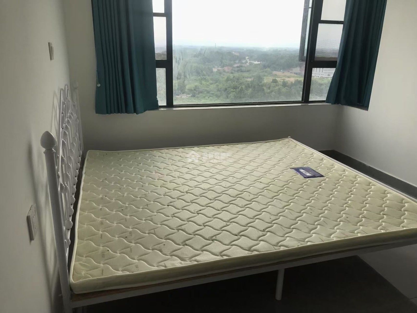 Z-33002二手房图片