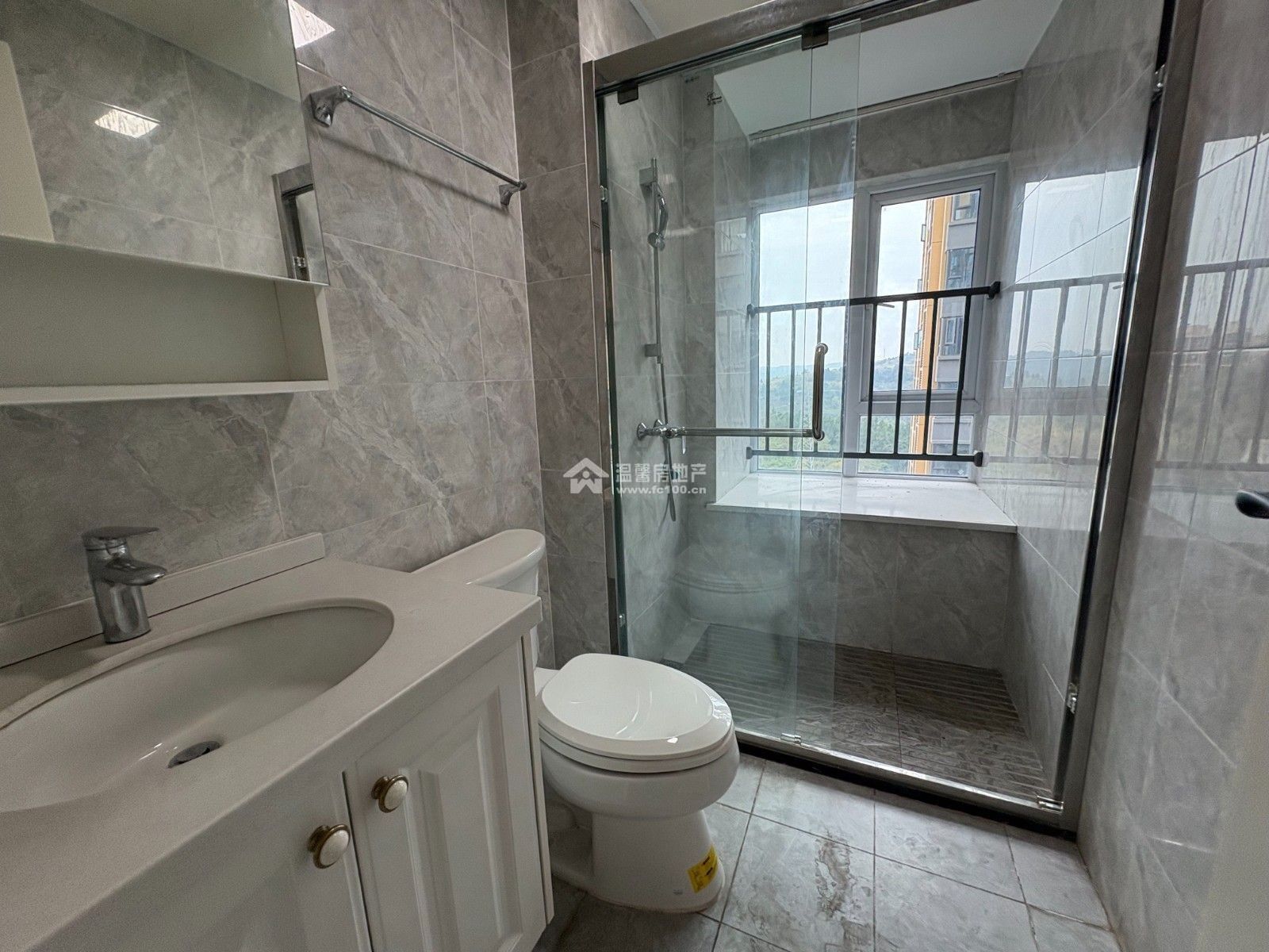 Z-42126二手房图片