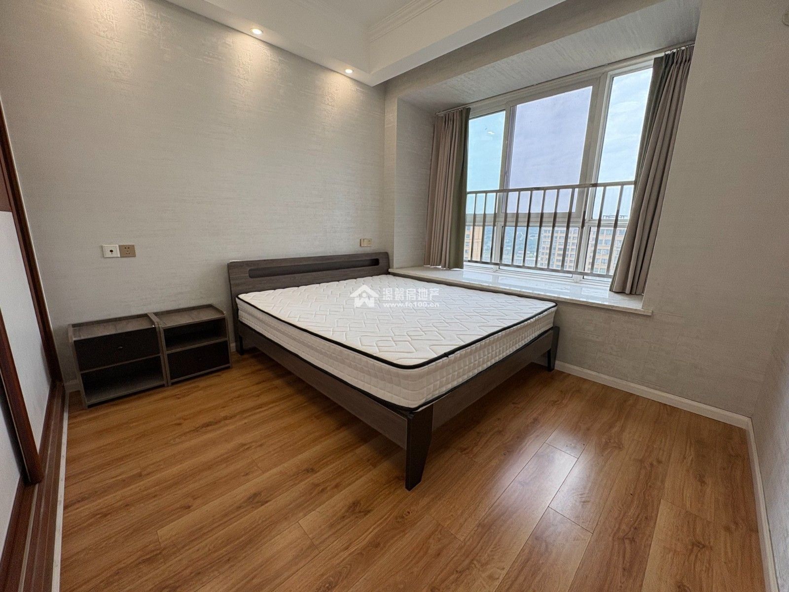 Z-42142二手房图片