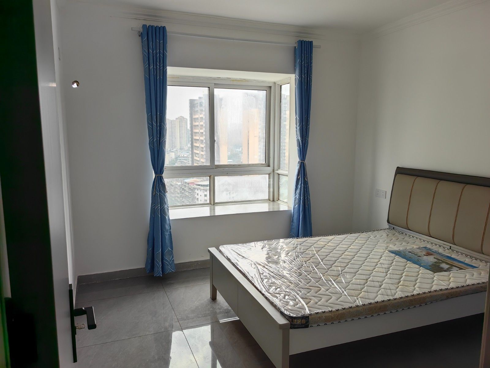 Z-42794二手房图片